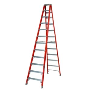 Step Ladder – 12 Ft
